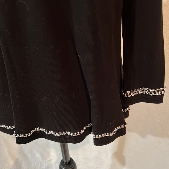 Faith Resortwear sweater set, size medium - Picture 10 of 16